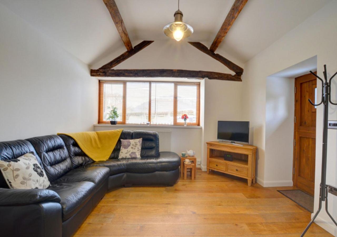 Smithy Cottage Berriew Екстериор снимка