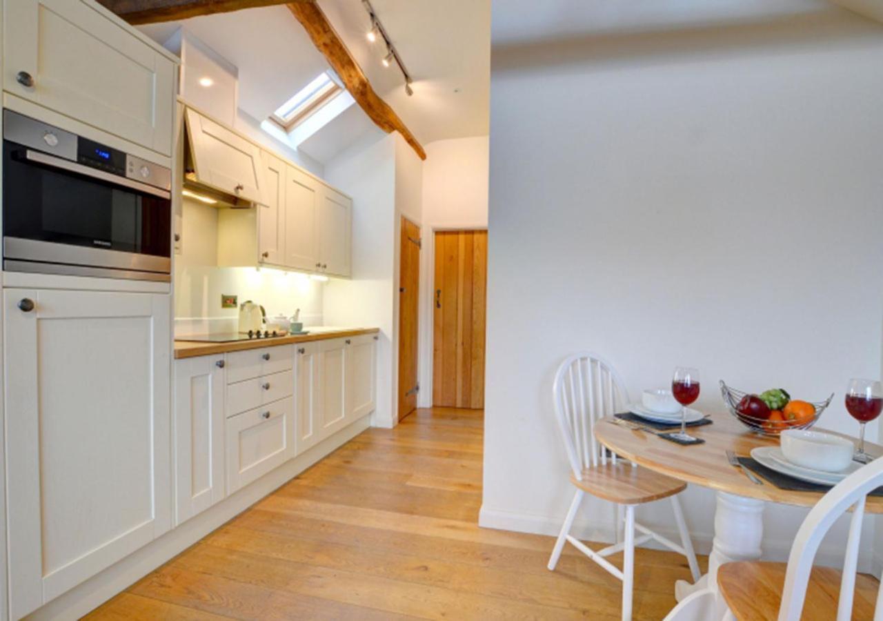 Smithy Cottage Berriew Екстериор снимка