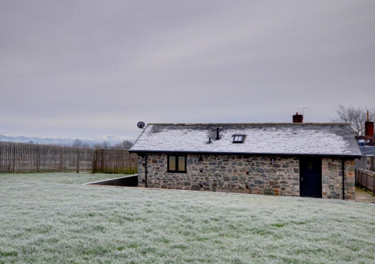 Smithy Cottage Berriew Екстериор снимка